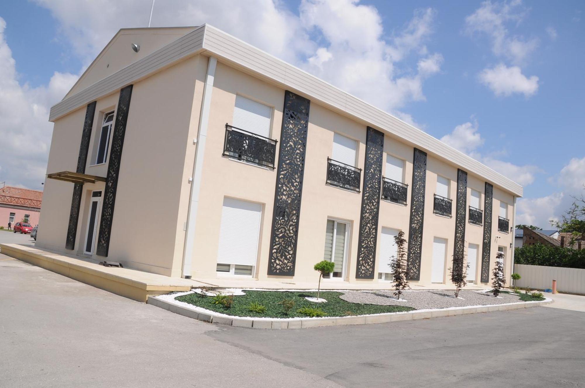 Sobe Sova Kikinda Exterior foto